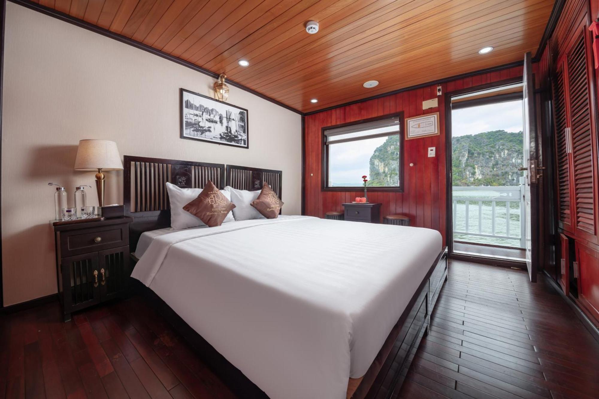 Hotel Ruby Cruise Hạ Long Exterior foto